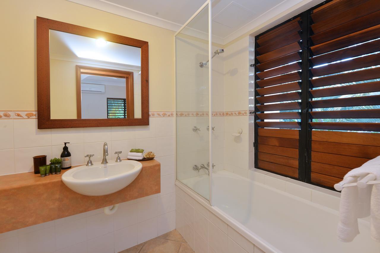 Seascape Holidays - Hibiscus Port Douglas Bagian luar foto
